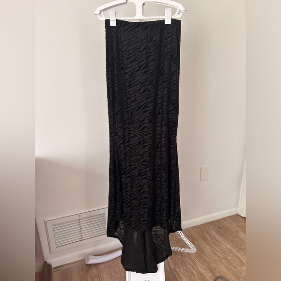 NWT NA-KD Burnt Out Velvet Maxi Skirt - Picture 3 of 10